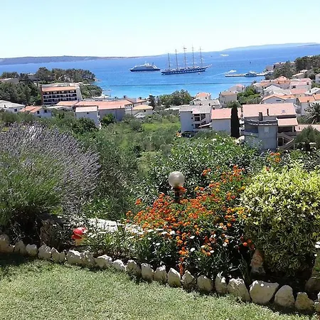 Bed & Breakfast Lucija Banjol
