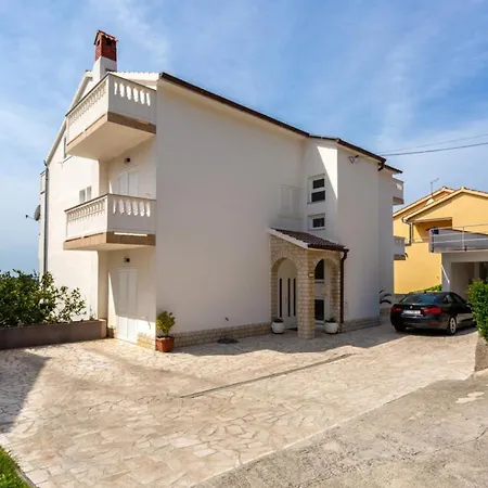 Bed & Breakfast Lucija