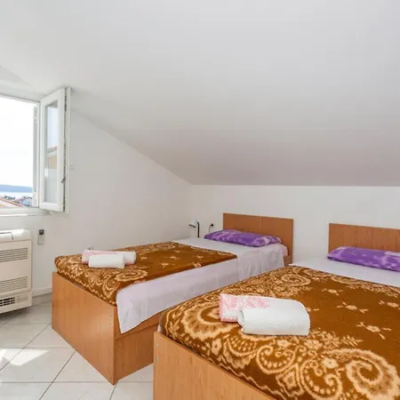 Lucija Bed & Breakfast