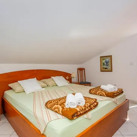 Bed & Breakfast Lucija