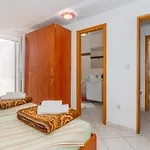 Bed & Breakfast Lucija Banjol
