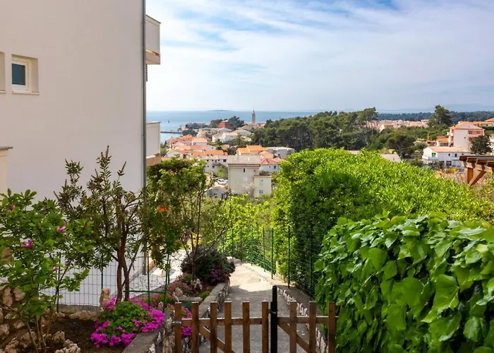 Lucija فندق مبيت وإفطار 4*